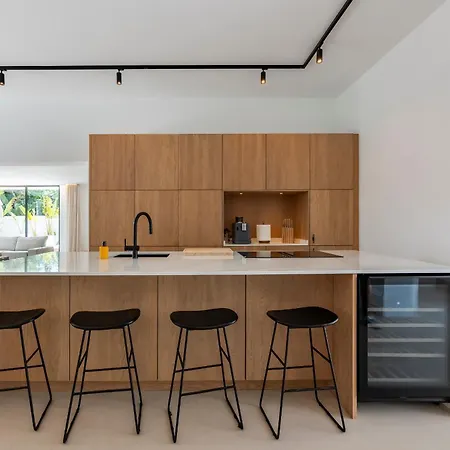 Вилла Peman Luxurious Beachside