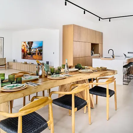 Вилла Peman Luxurious Beachside Марбелья