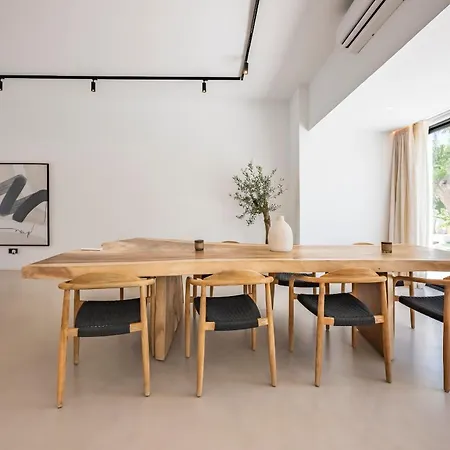 Вилла Peman Luxurious Beachside Марбелья