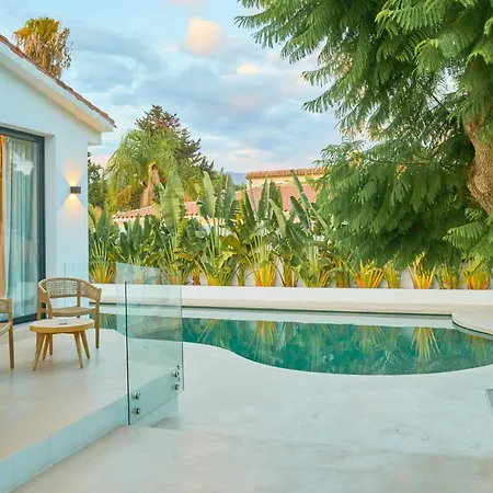 Βίλα Peman Luxurious Beachside *