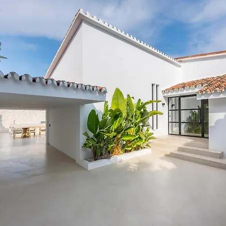 Βίλα Peman Luxurious Beachside