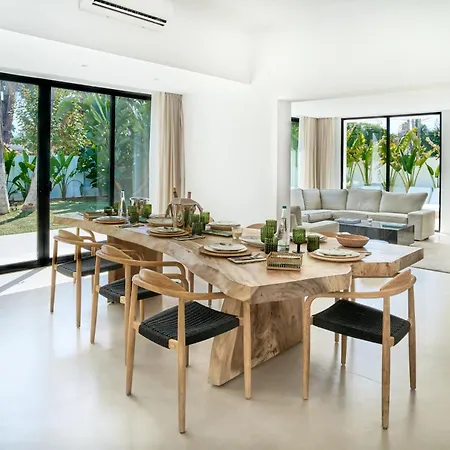 Villa Peman Luxurious Beachside Marbellac