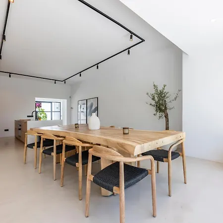 Peman Luxurious Beachside ヴィラ