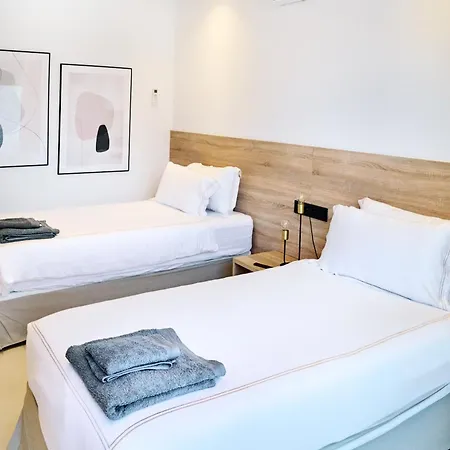 Peman Luxurious Beachside Marbellac