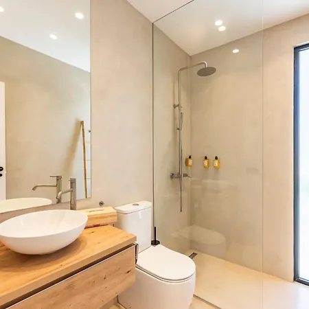 Vila Peman Luxurious Beachside Marbella