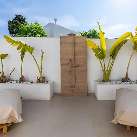 ヴィラ Peman Luxurious Beachside *