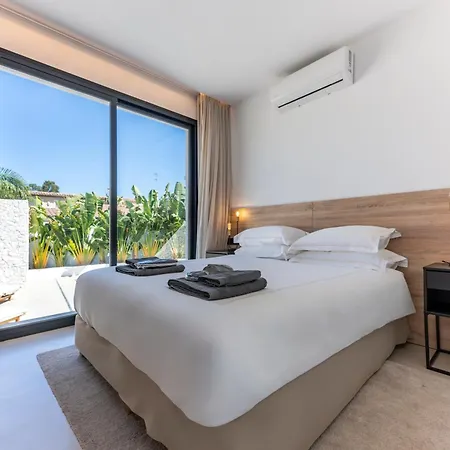 Peman Luxurious Beachside ヴィラ マルベーリャ