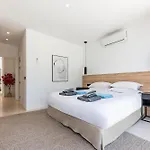 Villa Peman Luxurious Beachside Marbella