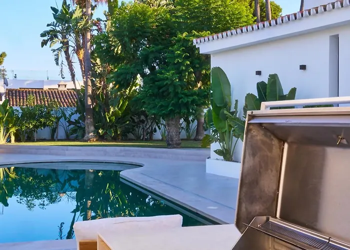 Peman Luxurious Beachside Marbella