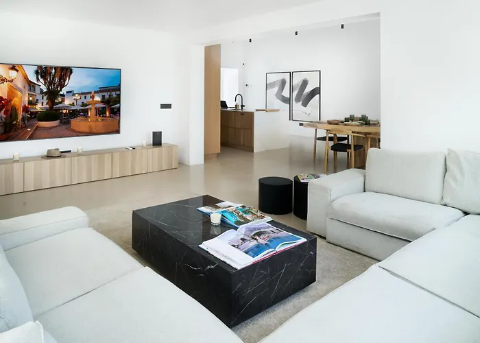 Peman Luxurious Beachside 别墅 马尔韦利亚
