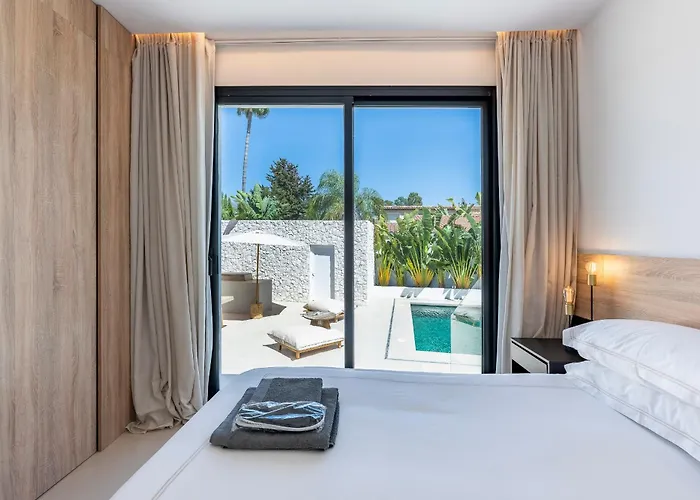 别墅 Peman Luxurious Beachside